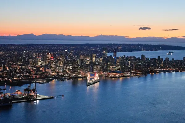 img of 卑诗省详细说明住房法规，预测未来10年新增29.3万套住房单位