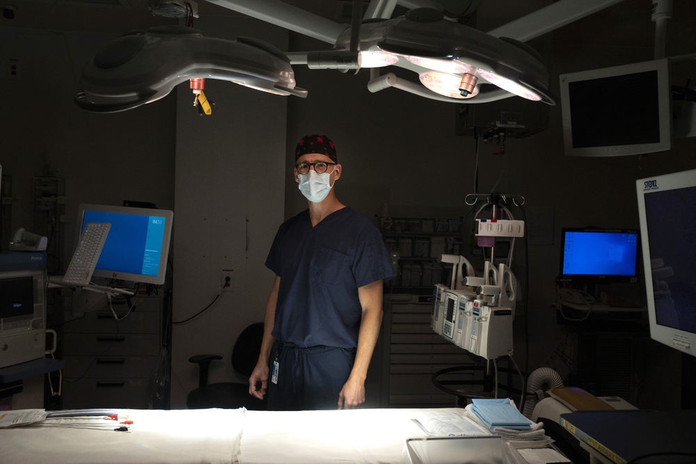 img of 从家庭医生到治疗：2023年加拿大人等待医疗时间延长