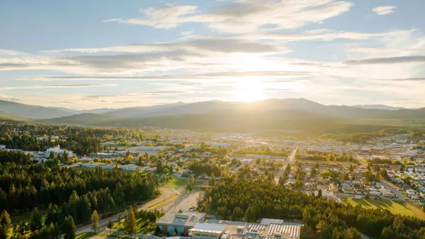 img of 克兰布鲁克市垃圾回收中转站遭入室抢劫后被'故意'纵火