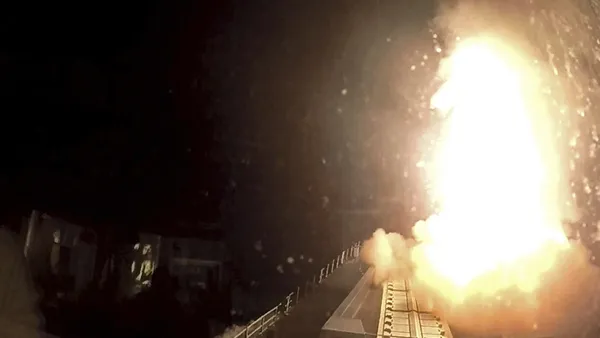 img of 马士基航运公司表示正准备恢复从也门袭击后的红海航行