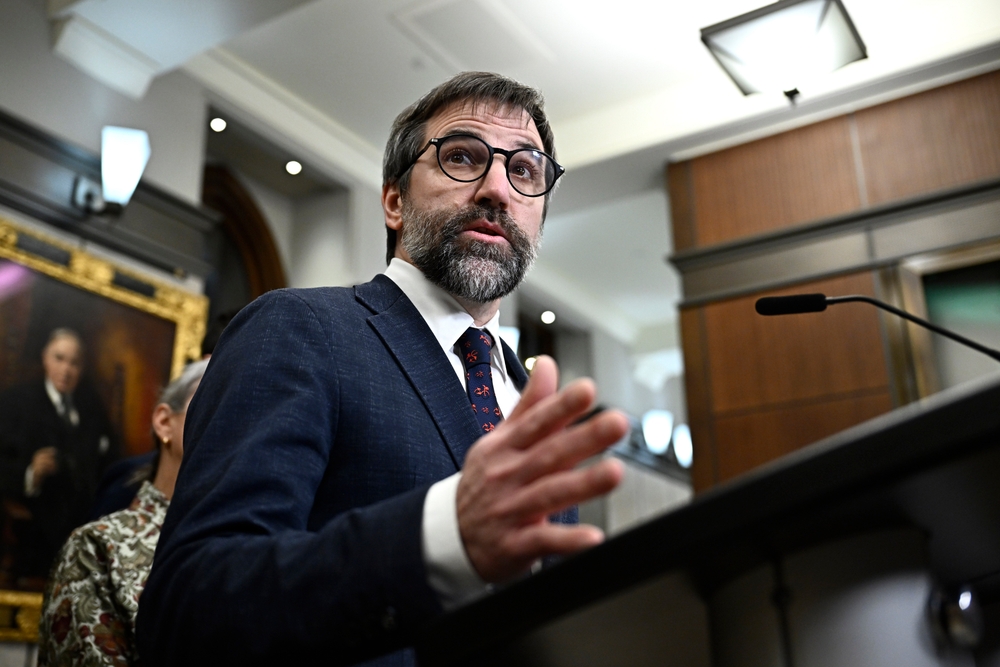 img of 2035年前将逐步淘汰汽油车和卡车：联邦政府