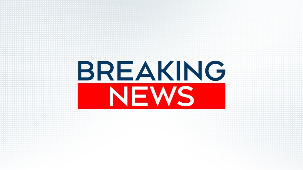 img of 秘鲁电视台直播被武装人员打断，枪声传出