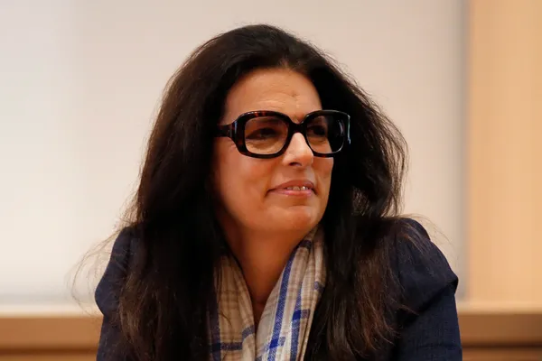 img of 据彭博报道，欧莱雅继承人弗朗索瓦·贝滕科特·梅耶尔成为首位拥有1000亿美元资产的女性