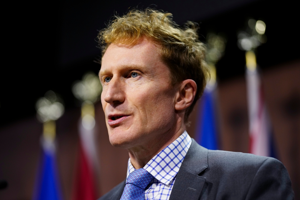 img of 加拿大移民达到50年来的最高水平，非永久居民特别增加：统计局