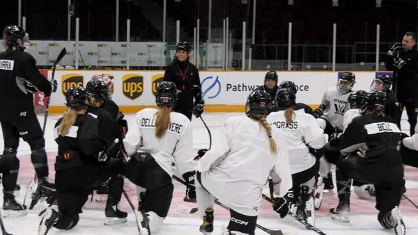 img of 渥太华首场PWHL比赛将迎来创纪录观众