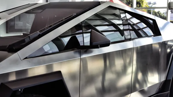 img of 特斯拉的交付超出预期，年末销售推动取得成功