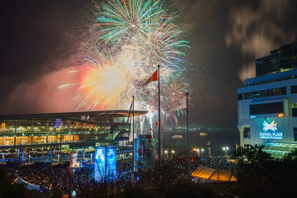 img of 温哥华再次在新年没有烟火，一些建议替代性灯光秀
