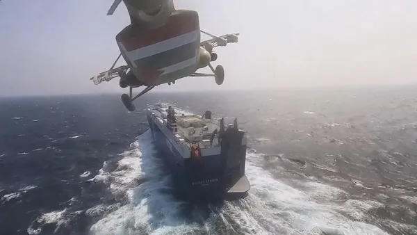 img of 加拿大盟友警告胡塞叛军停止袭击红海船只