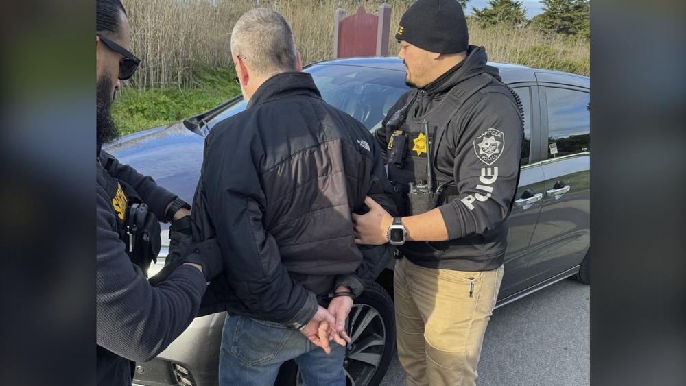 img of 怀疑在加利福尼亚杀害女友的实验摇滚乐队创始成员