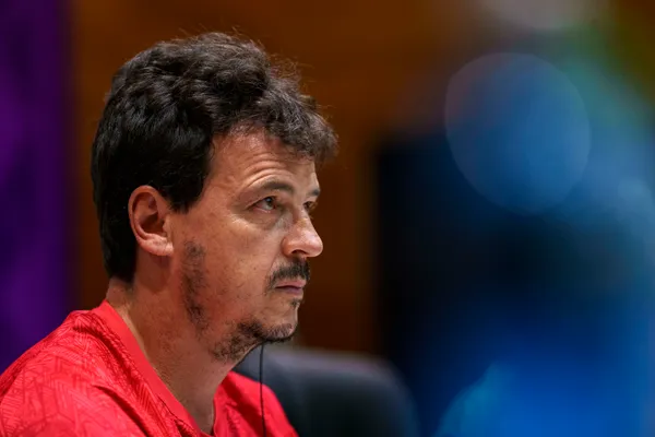 img of 巴西教练丁尼斯遭解雇，曾属于圣保罗的多里瓦尔·茶尼奥可能接替他