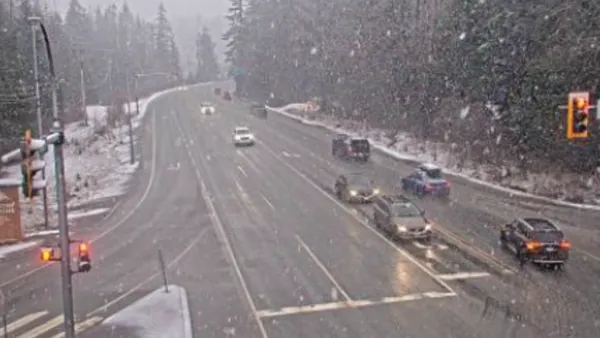 img of 温哥华市准备迎来今年第一场可能降雪