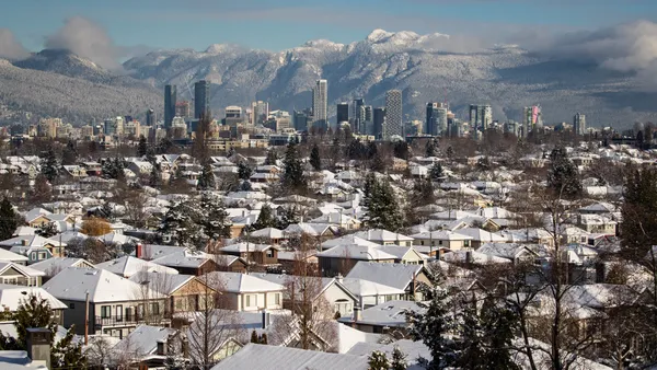 img of 低温雪灾来袭：加拿大不列颠哥伦比亚省南海岸和温哥华岛本周早期将迎来冬季天气