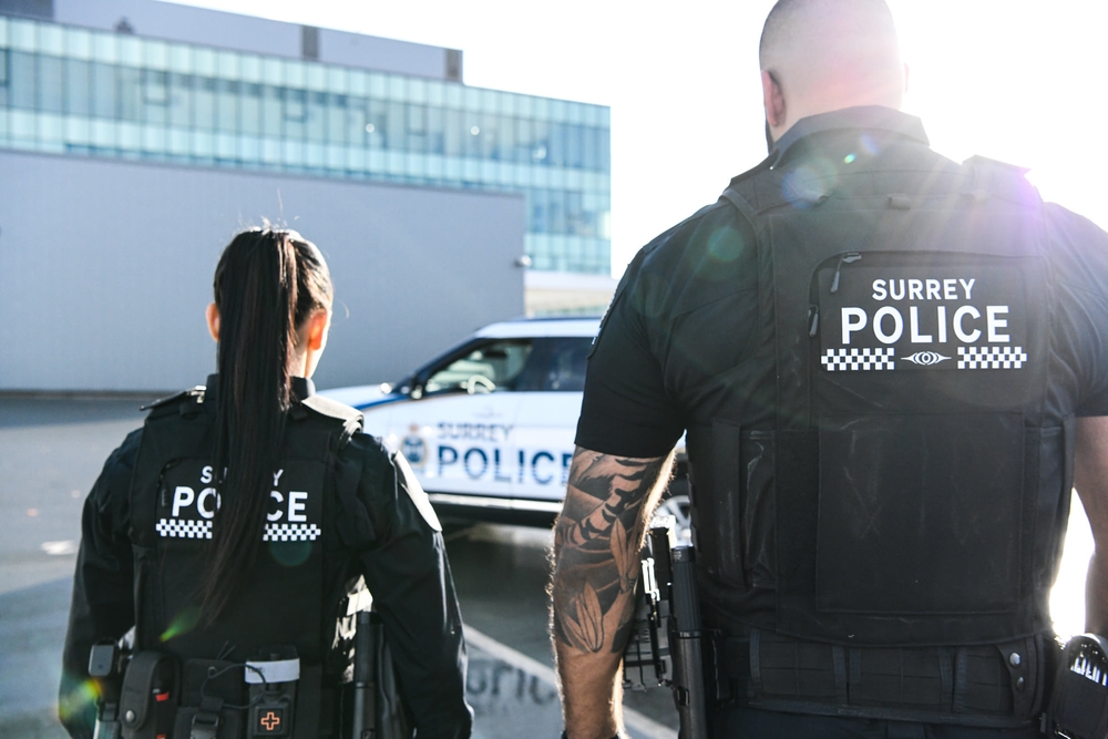 img of Surrey市拒绝支付新警察招聘的工资